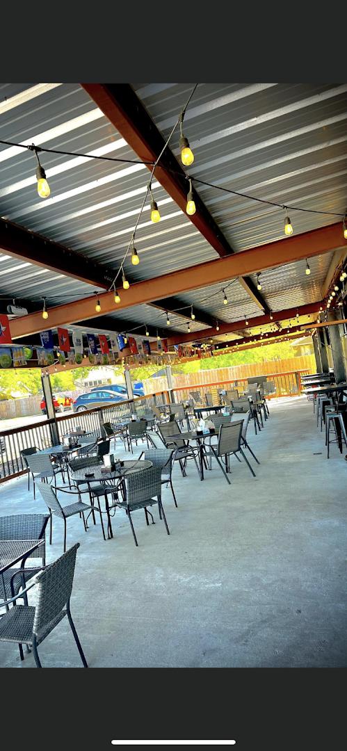 303 Pub & Grub